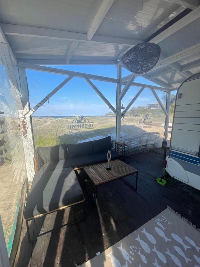 Sea Caravan/Camper On The Beach Kiten  Extérieur photo