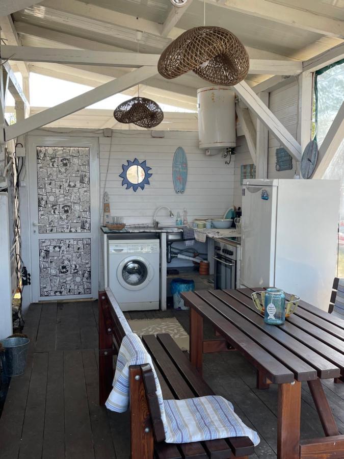 Sea Caravan/Camper On The Beach Kiten  Extérieur photo